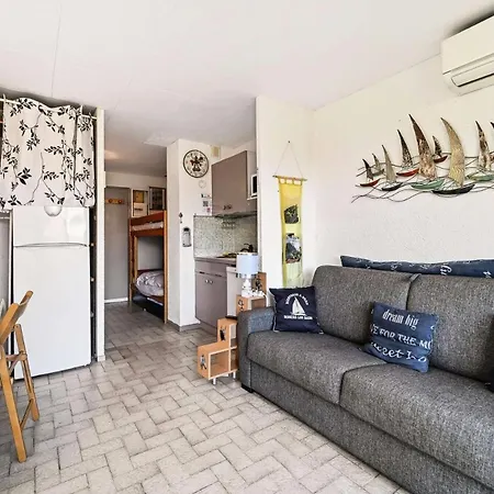 Le Lagon Bleu - Avec Climatisation Et Piscine Au Grau Du Roi Proche Mae-7021 * Le Grau-du-Roi