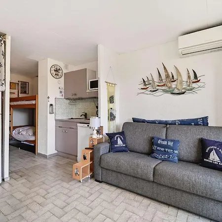 Apartment Le Lagon Bleu - Avec Climatisation Et Piscine Au Grau Du Roi Proche Mae-7021